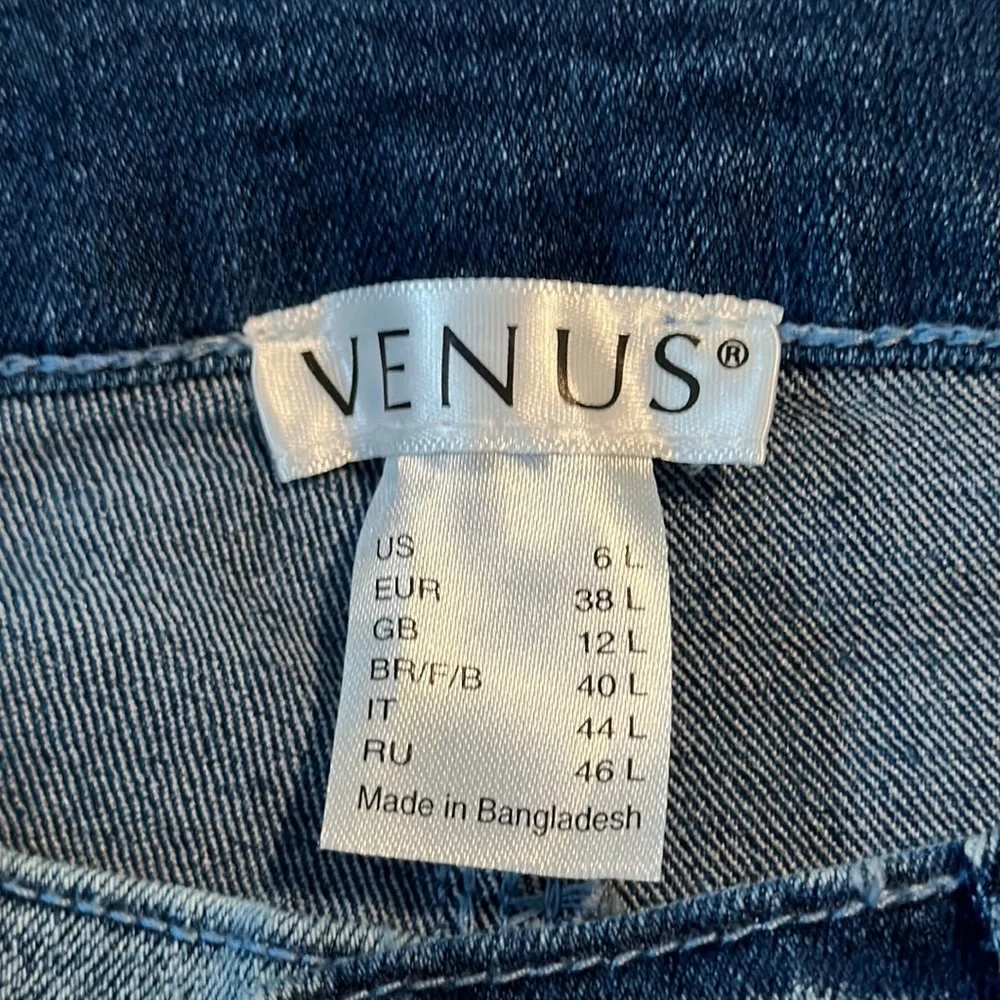 Venus Light Wash Bootcut Jeans Size 6 Long NWT - Picture 6 of 10